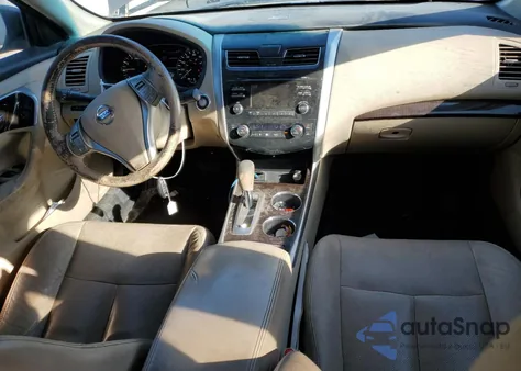 2015 Nissan Altima 2.5 from USA, damaged, VIN 1N4AL3AP2FN348943